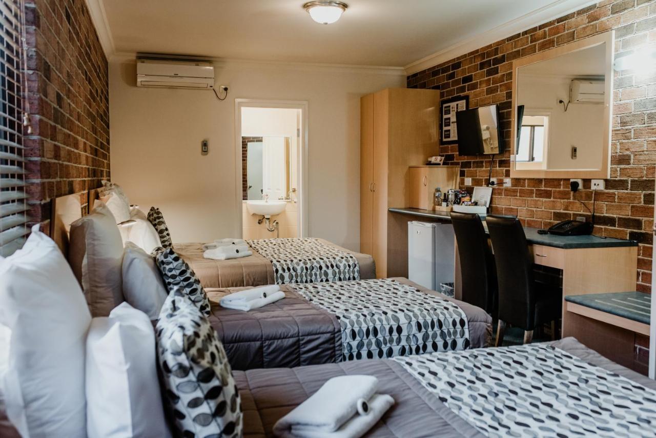 Inverell Terrace Motor Lodge מראה חיצוני תמונה
